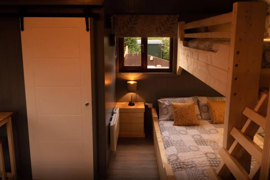 The Treehouse - Sleeps 4 Villa Old Leake Eksteriør bilde