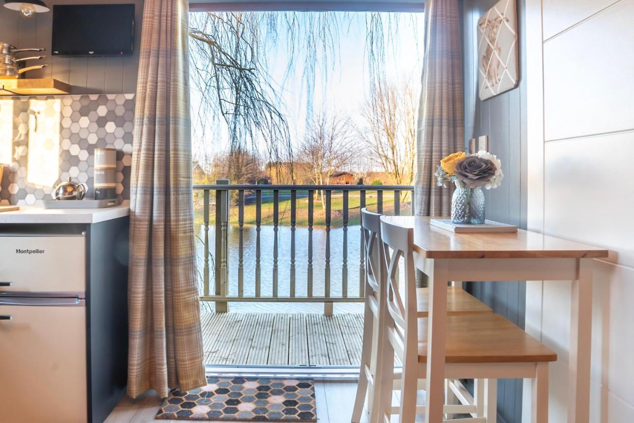 The Treehouse - Sleeps 4 Villa Old Leake Eksteriør bilde